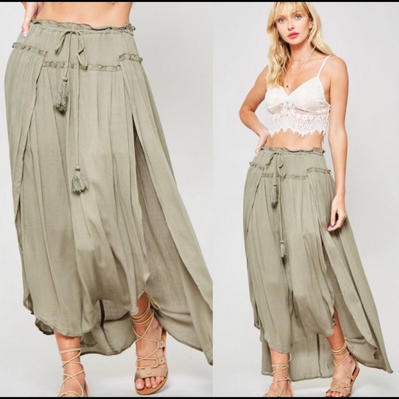 Last one!!  Boho Chic Maxi Skirt - Picture 4 of 7